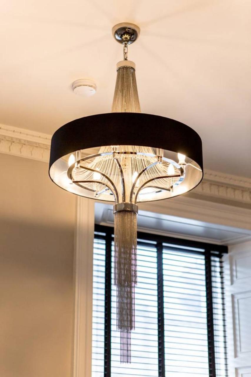 Joivy Exquisite Flat In The City Centre Edinburgh Bagian luar foto