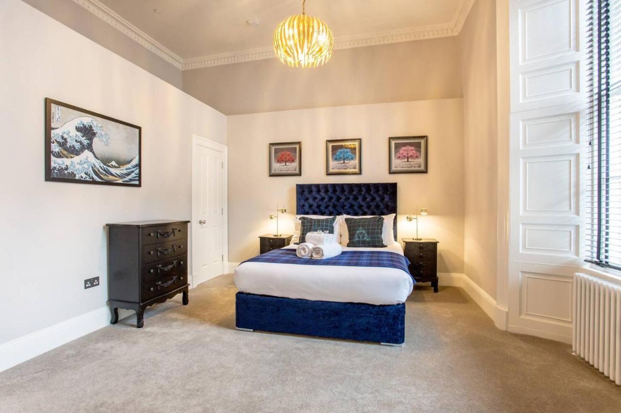 Joivy Exquisite Flat In The City Centre Edinburgh Bagian luar foto